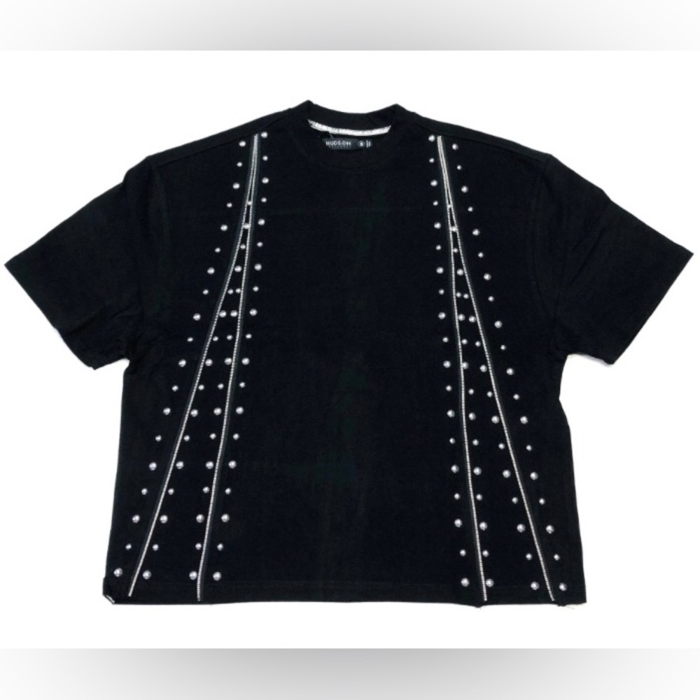 Hudson Outerwear Zipper Tee

Style# 596

Color: Black